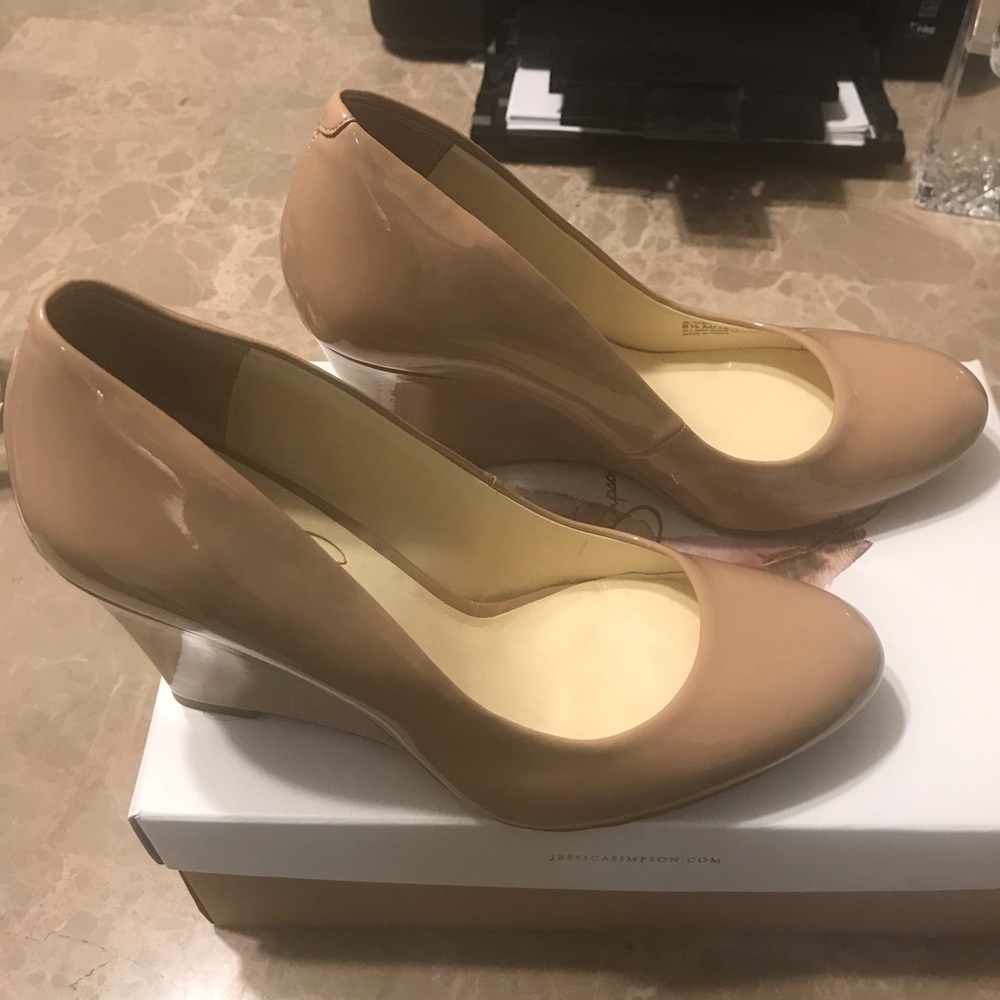 Jessica Simpson nude stylish wedges